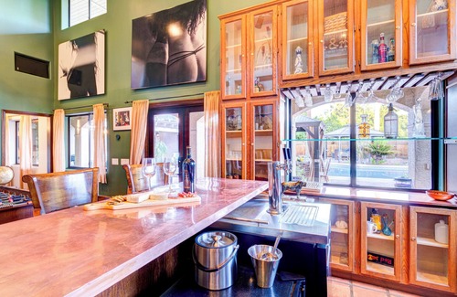 Tempe House | The "BOOK" house Across from ASU and near DT Tempe - lots of amenities