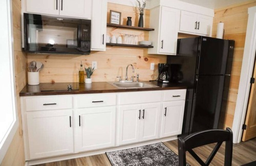 Milroy Cabin | The Bridal Suite - Hartman Center