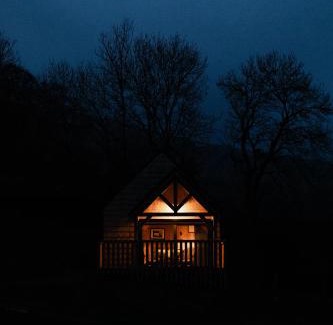 Craswall Resort | The Bulls Head Wild Cabins