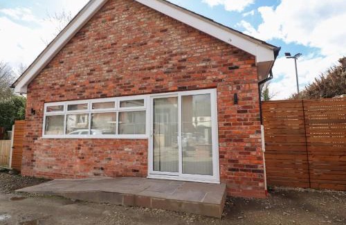 Adlington House | The bungalow at 46 Church St