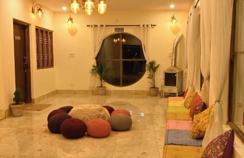 Dugalbitta Hotel | The Bunker House Cafe and Stay