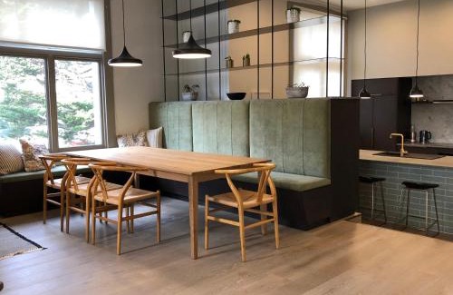 Dunedin City Centre Apartment | The Burlington Luxury Octagon Apartment