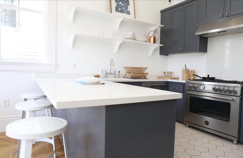 Westlake Apartment | The Burlington