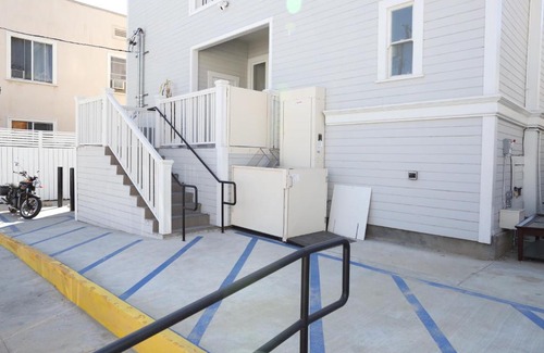 Westlake Apartment | The Burlington