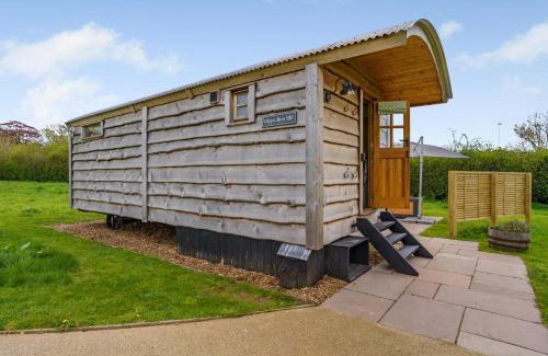 Bronllys House | The Butterfly Hut