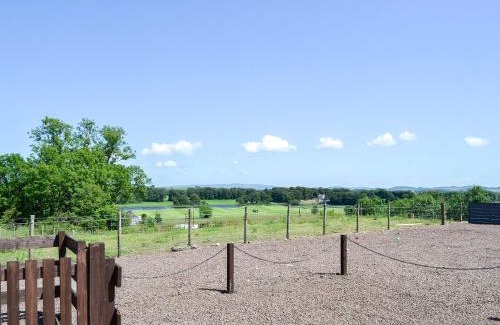 Castle Douglas House | The Byre - Camp Douglas - Cottage