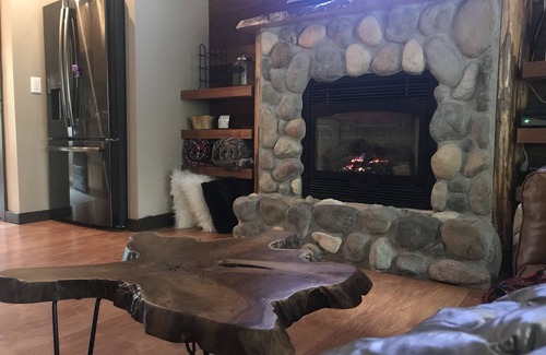 Packwood Cabin | THE CABIN Packwood. Cozy cabin at end of High Valley W/optional guest unit