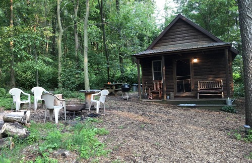 Hartville Cabin | The Camp Cabin at Darst-Myers Hallstead