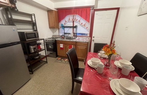 Canarsie House | The Canarsie Retreat