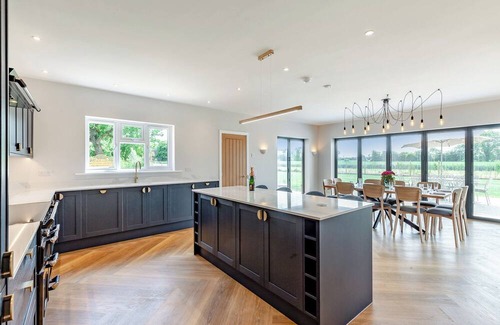 Rochford Cottage | The Cartlodge - UK48579