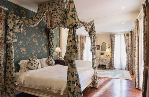 San Sai Hotel | The Cathay Resort & Spa