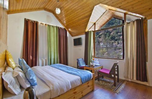 Manali Apartment | The Cedar Cottages & Independent Villa & Kitchenette Fireplace Tandoor & BBQ