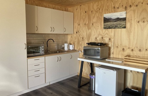 Upper Moutere Apartment | The cheeky Little Farm shed - amazing views for relaxing or activity as you wish