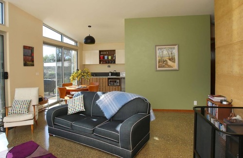 Sedgwick Bed & Breakfast | The Chocolate Lily B & B