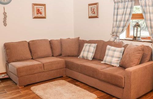 Blackwell in the Peak House | The Church Inn Cottage