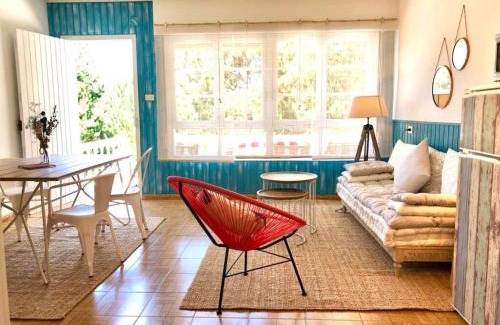 Manon House | The Cliffs - Bannanas Longboard