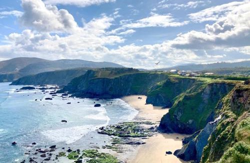 Loiba House | The Cliffs - Picon Seaside Cottage