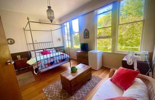 Wairoa House | The Clyde Hotel