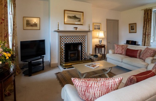 Hexham Cottage | THE COACH HOUSE, pet friendly, with open fire in Bellingham