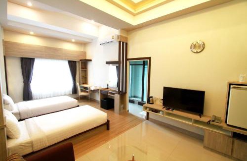 Pluak Daeng Hotel | The Contrast i Hotel