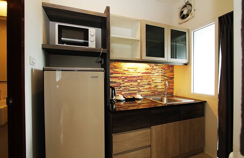 Pluak Daeng Hotel | The Contrast i Hotel