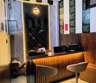 Dhikuli House | The Corbett Caves Inn