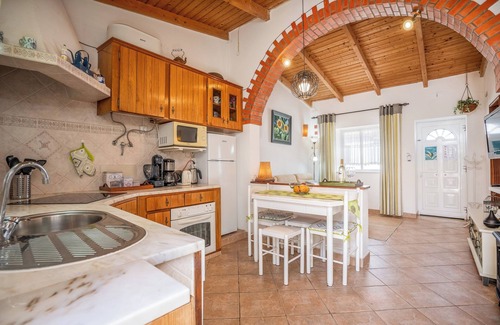Baiona House | The Corner accommodation in Algarve Odeceixe