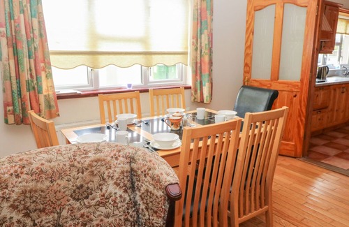 Quilty Cottage | THE COTTAGE, pet friendly, with open fire in Quilty, County Clare