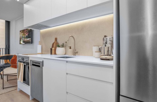 Te Aro Apartment | The Courtenay Chic Retreat 1BR Apartment