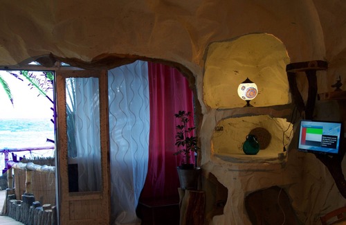 Az Zagazig Apartment | The Cozy Beach Cave