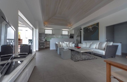 Gustavia House | The DATCHA ESTATE/2 Luxurious Villas and A+ View