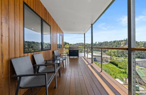 Derby House | The Derby Cabin Stay! NEW HOT TUB!