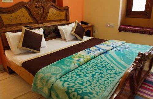 Amar Sagar Pol House | The Desert Prince