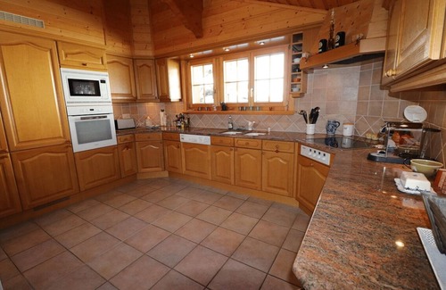 Ormont-Dessus Ski Chalet | The Diablerets- Chalet Mamina