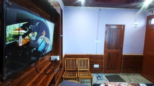 Narkanda House | The Divine Himalayas - A Homestay