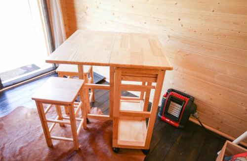 Duncan Other | The Dogwood Cabin - Cowichan Valley Bunkie Glamping