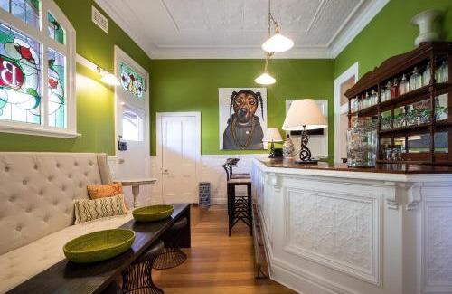 Maldon House | The Eaglehawk Country House Hotel - Rent your own Hotel