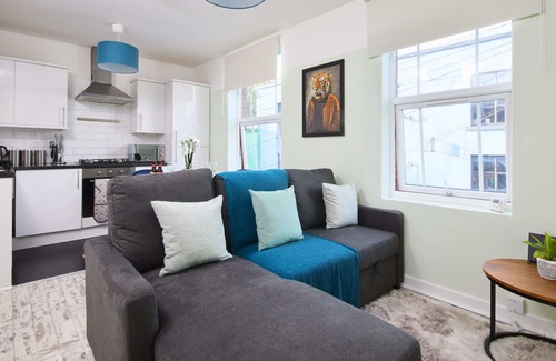 Redcliffe Condo | The Elegant Gem of Bristol