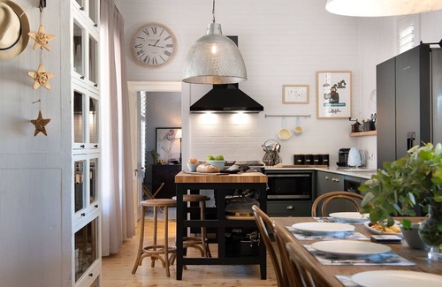 Daylesford House | The Elm Tree- Designer Home in the heart of Daylesford