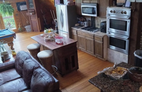 Auburn Apartment | The Executive Suite