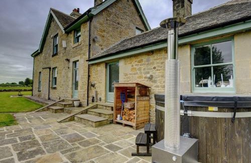 Richmond House | The Farm House