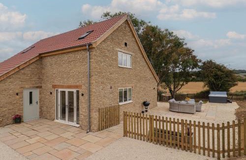 East Chinnock House | The Fox Den