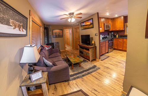 Alma House | The Fox Den is the perfect cabin for a couples get away near Breckenridge CO.