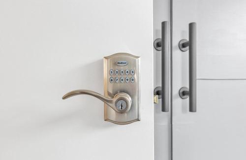 Frankenmuth House | The Frankenmuth Dawdy Haus - whole house option