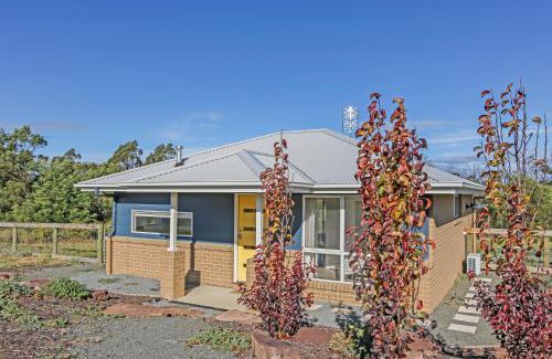 Metung House | The Friendly Pelican