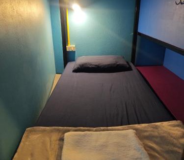 Haad Rin Hostel | The Funky Monkey Hostel - 18 to 40 years old only