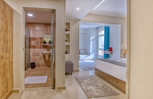 Al Haram Bed & Breakfast | The Gate Hotel Front Pyramids & Sphinx View