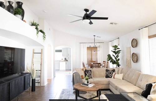 Power Ranch House | The Gilbert Haven - comfortable, stylish w/pool