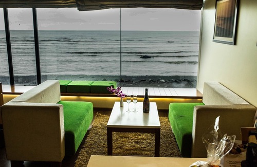 Daman Hotel | The Gold Beach Resort