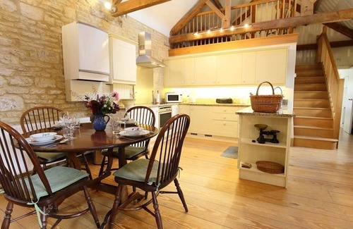 Bourton Cottage | The Granary
